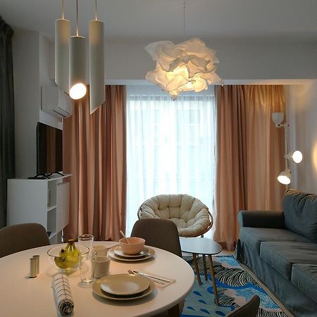 Апартаменты The One Mamaia Nord Экстерьер фото